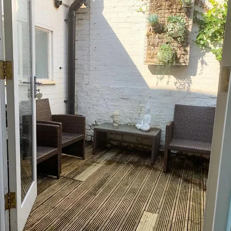 In The Heart Of At The Hampden - Free Parking - Lodge *