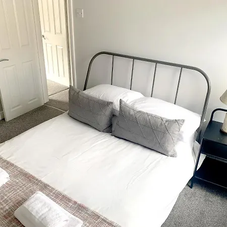In The Heart Of At The Hampden - Free Parking - Lodge *