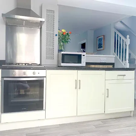 Lodge In The Heart Of At The Hampden - Free Parking - York