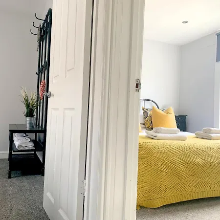 In The Heart Of At The Hampden - Free Parking - Lodge *